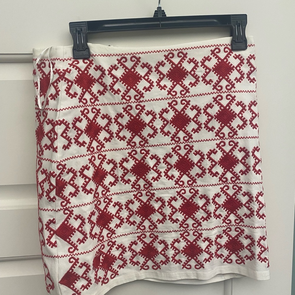 J. Marie Skirt NWT. Size L
